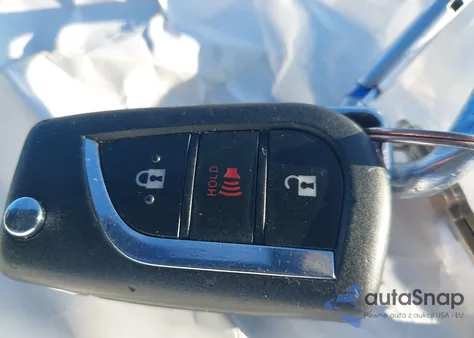 2021 Toyota Rav4 Le z USA, uszkodzony, nr VIN JTMH1RFV6MD069670